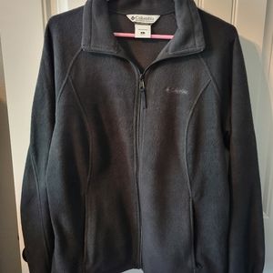 Women's Columbia zip up fleece